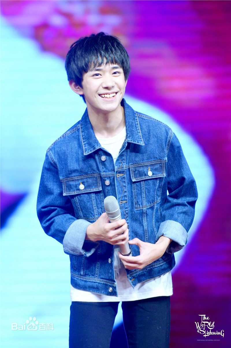 易烊千玺(Jackson)15岁生日会壁纸壁纸