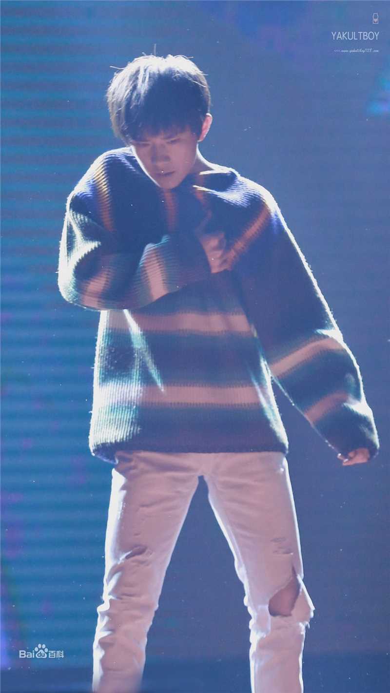 易烊千玺(Jackson)15岁生日会壁纸壁纸