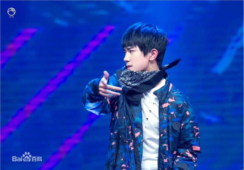 易烊千玺(Jackson)15岁生日会壁纸壁纸