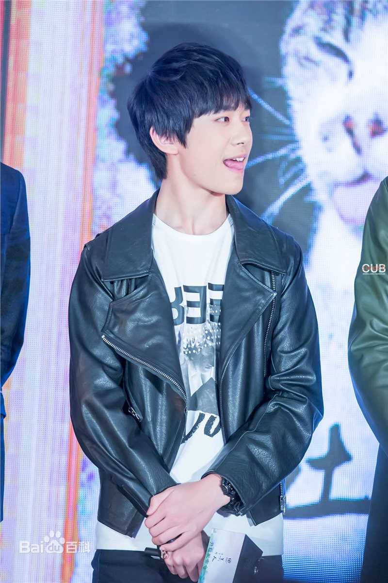 易烊千玺(Jackson)发布会图集图片图册