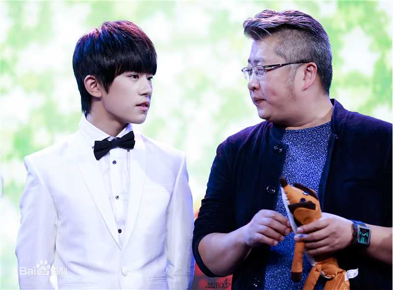 易烊千玺(Jackson)发布会图集图片图册