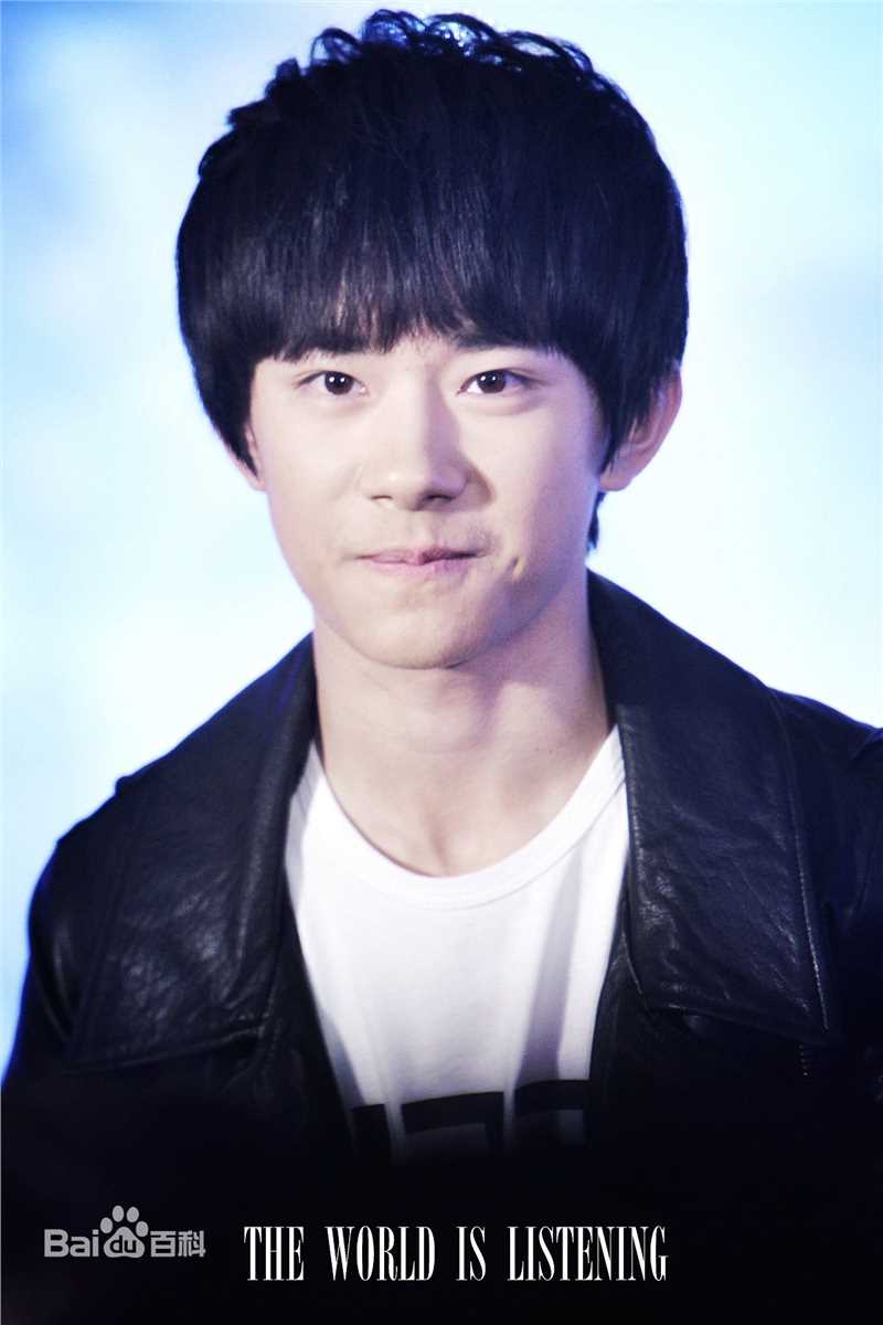 易烊千玺(Jackson)发布会图集图片图册