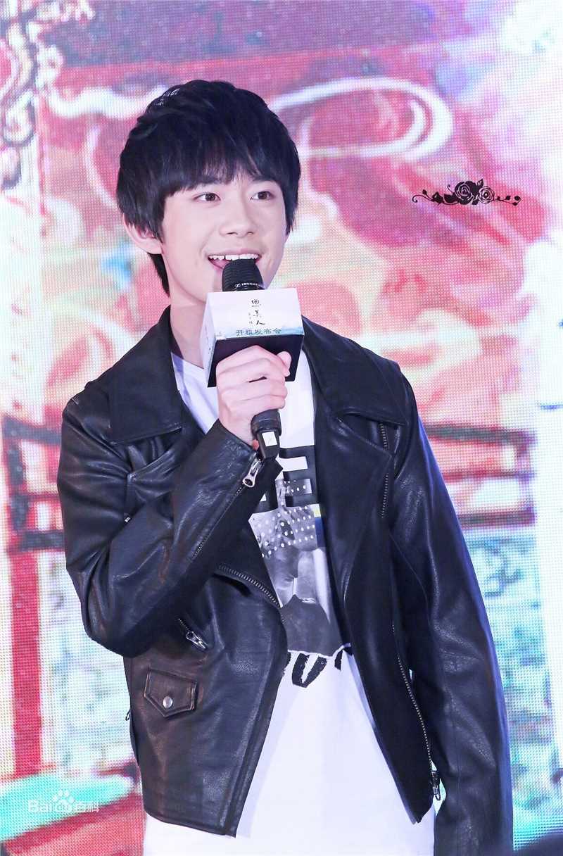 易烊千玺(Jackson)发布会图集图片图册