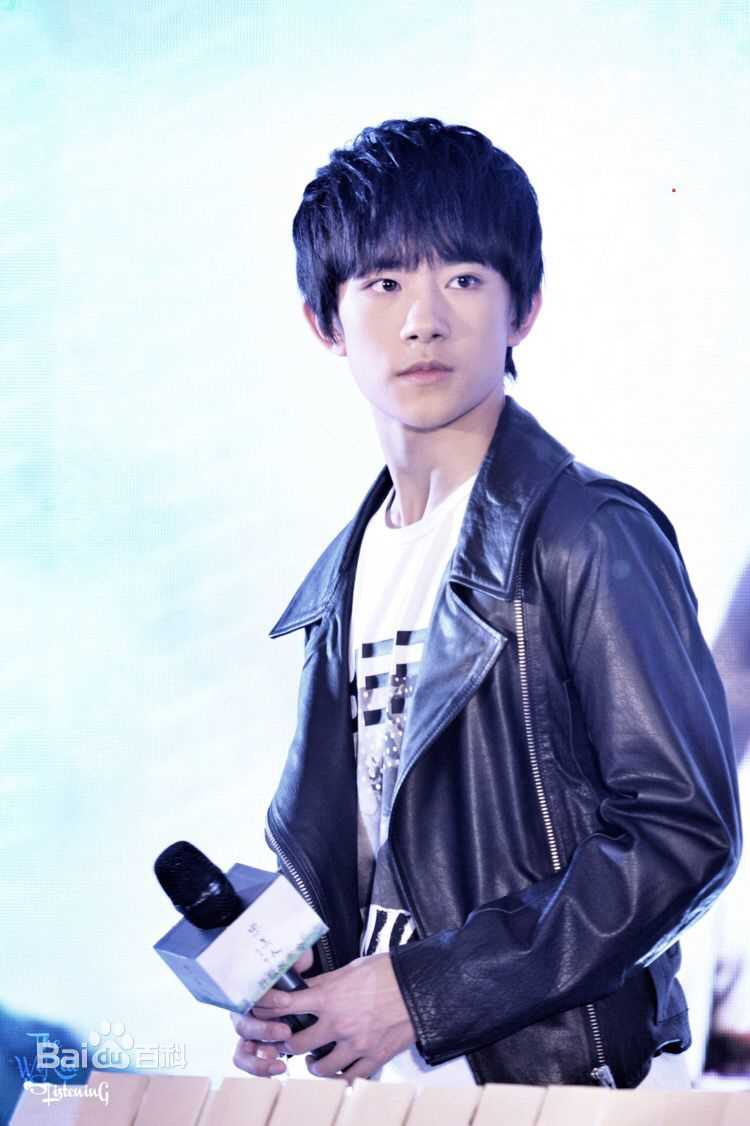 易烊千玺(Jackson)发布会图集图片图册