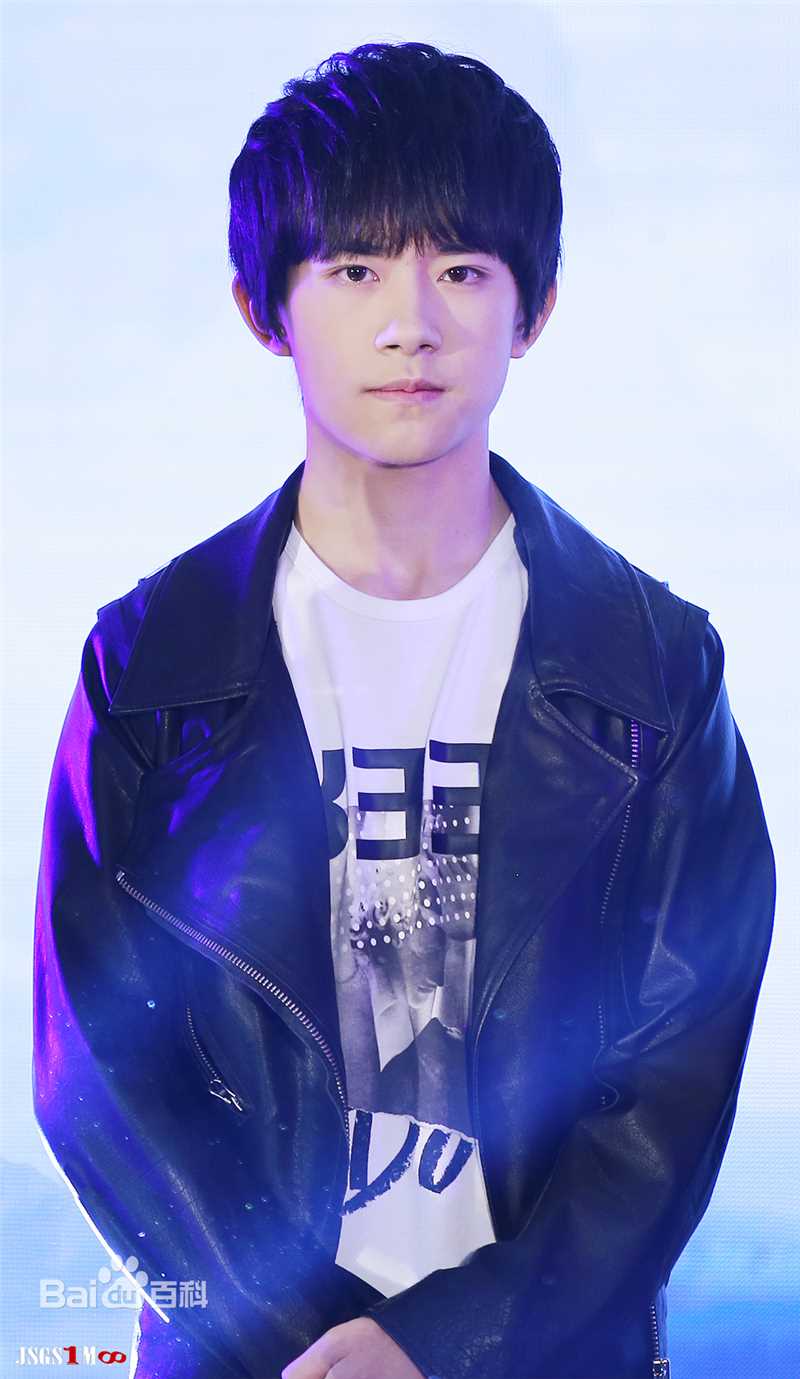 易烊千玺(Jackson)发布会图集图片图册