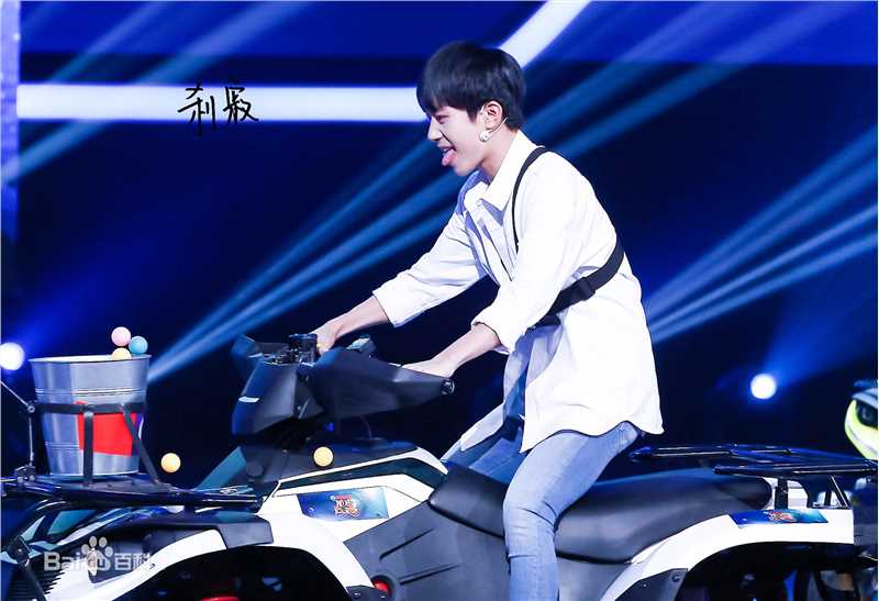 易烊千玺(Jackson)综艺图集（一）图片图集