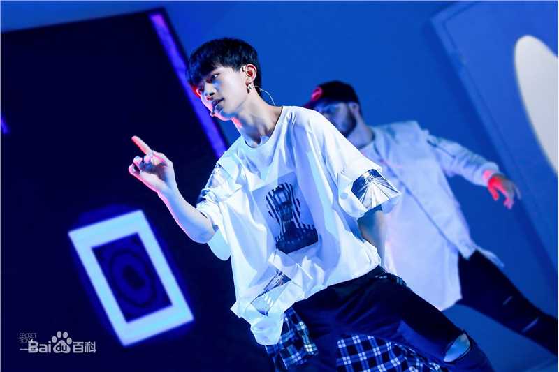 易烊千玺(Jackson)综艺图集（一）图片图集