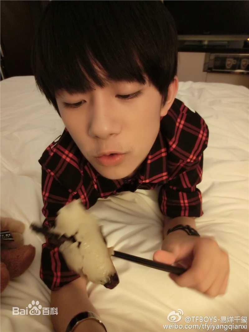 易烊千玺(Jackson)微博图册（一）素颜照相册