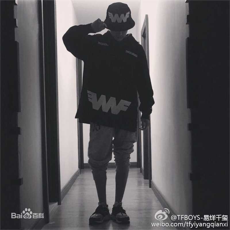 易烊千玺(Jackson)微博图册（一）素颜照相册