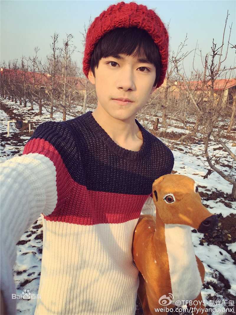 易烊千玺(Jackson)微博图册（一）素颜照相册