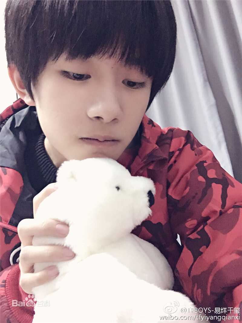 易烊千玺(Jackson)微博图册（一）素颜照相册