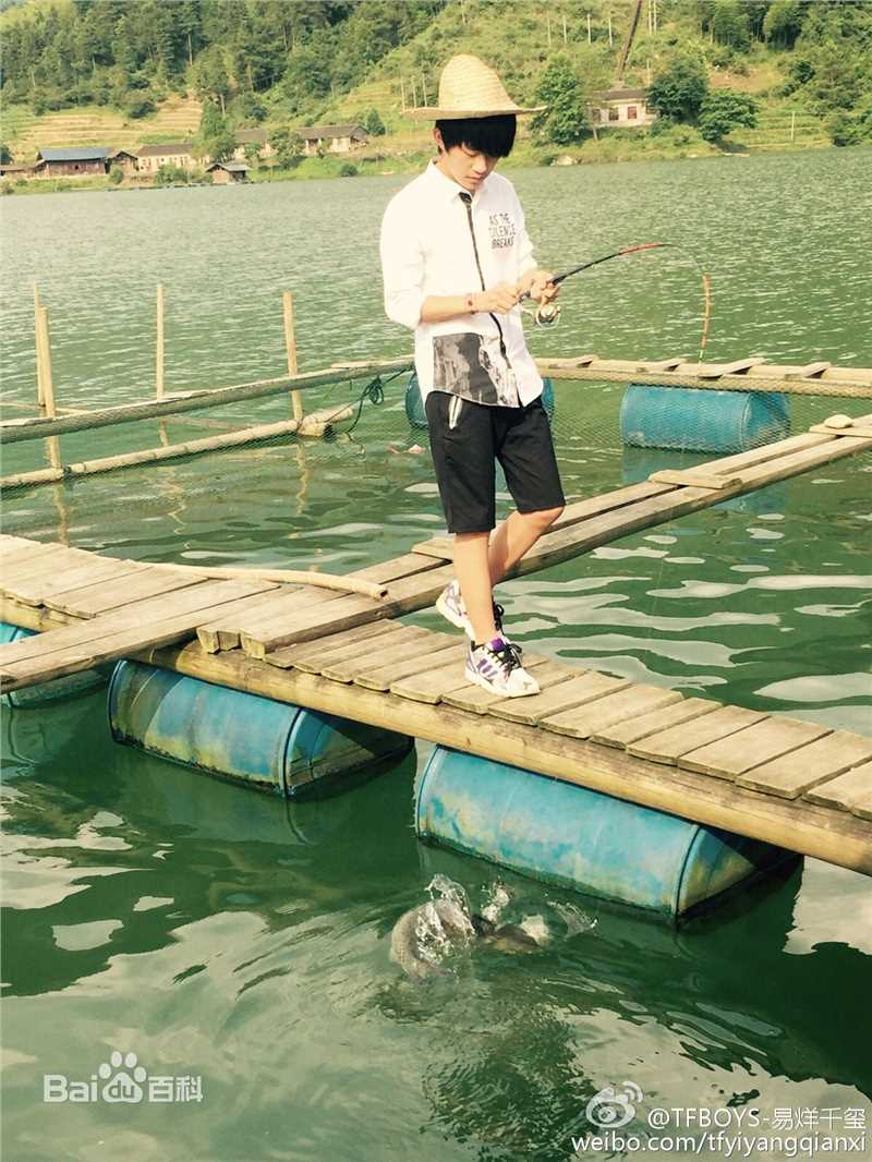 易烊千玺(Jackson)微博图册（一）素颜照相册