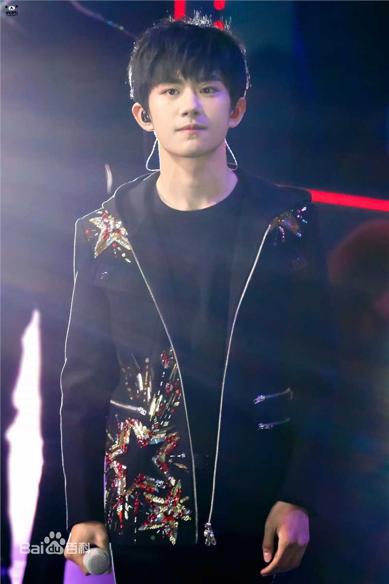 易烊千玺(Jackson)活动照（一）图册