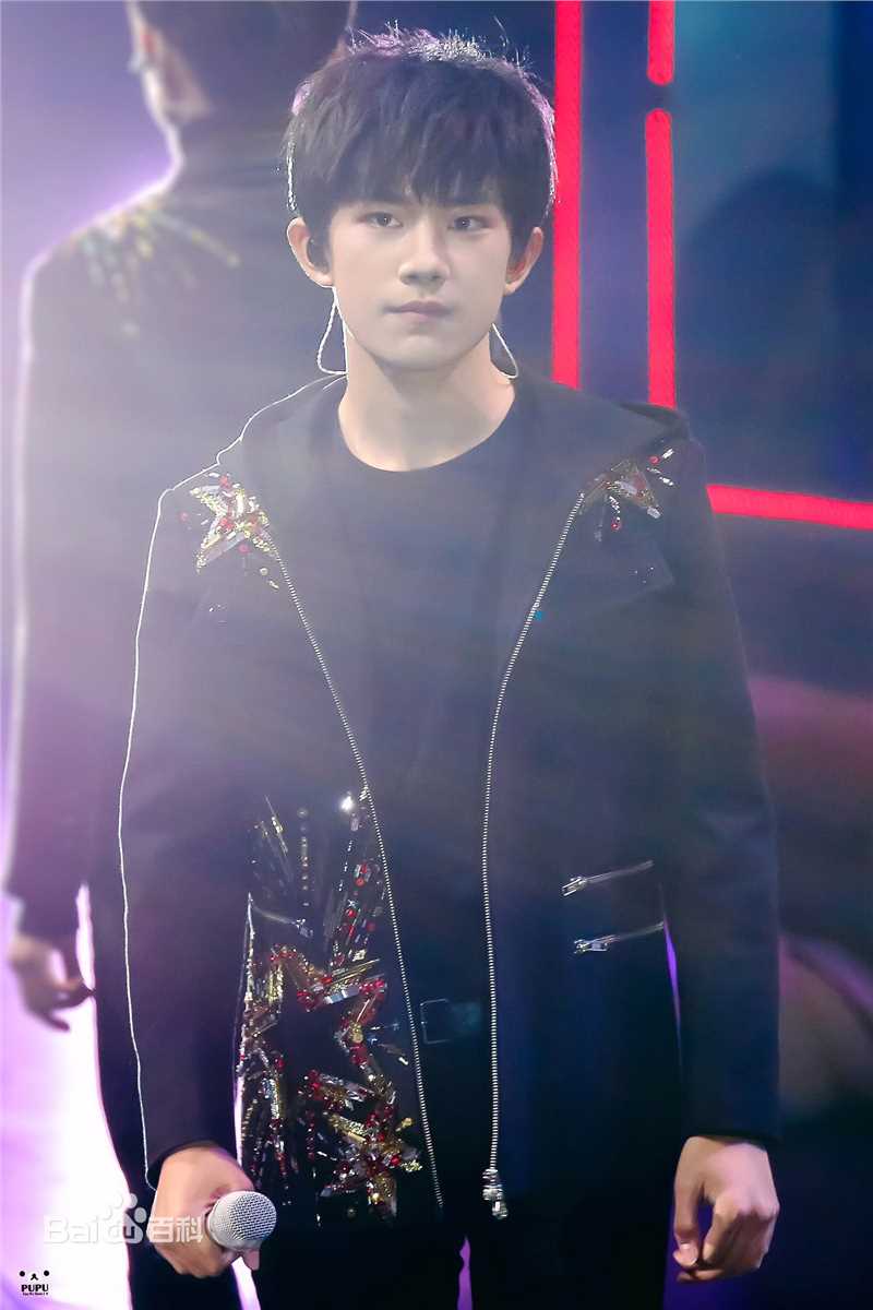 易烊千玺(Jackson)活动照（一）图册