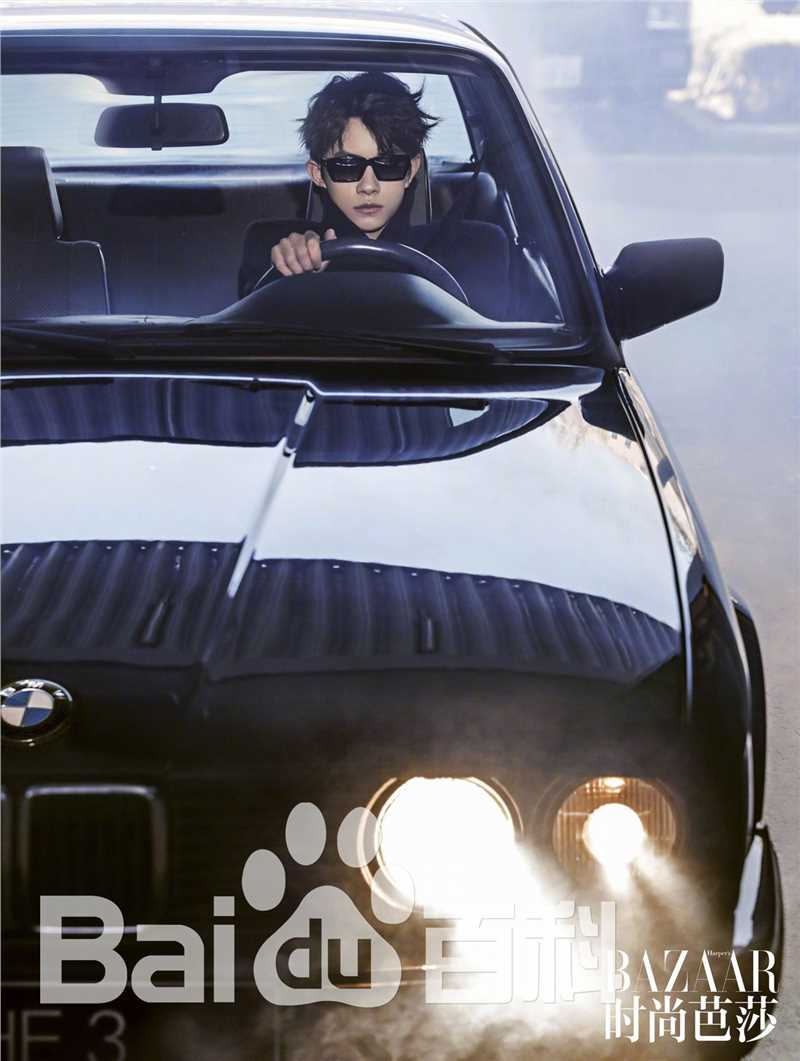 最优质易烊千玺(Jackson)在《时尚芭莎》中的相册