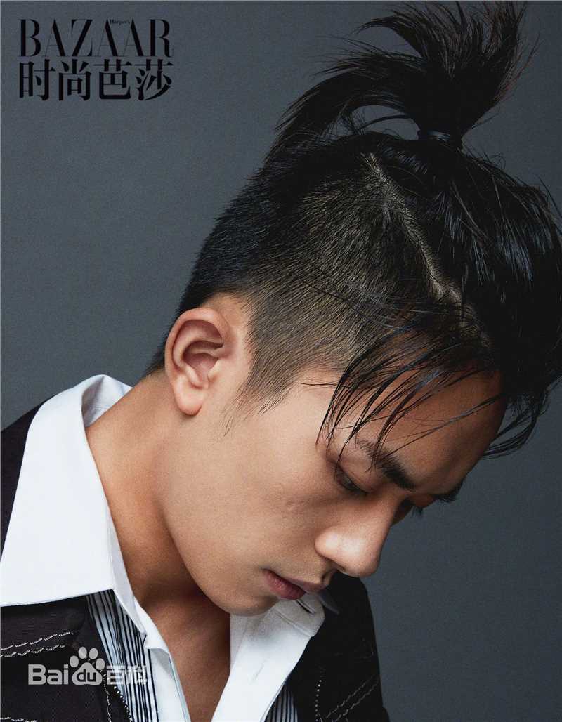 最优质易烊千玺(Jackson)在《时尚芭莎》中的相册