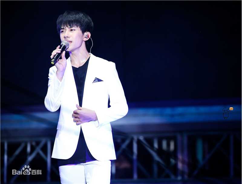 易烊千玺(Jackson)TFBOYS三周年北京见面会图册