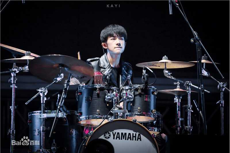 易烊千玺(Jackson)TFBOYS三周年北京见面会图册