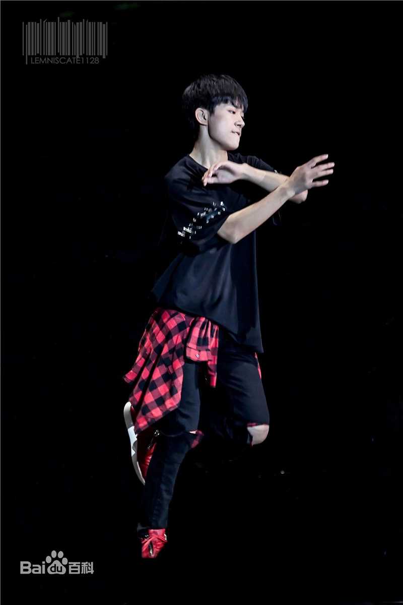 易烊千玺(Jackson)TFBOYS三周年北京见面会图册