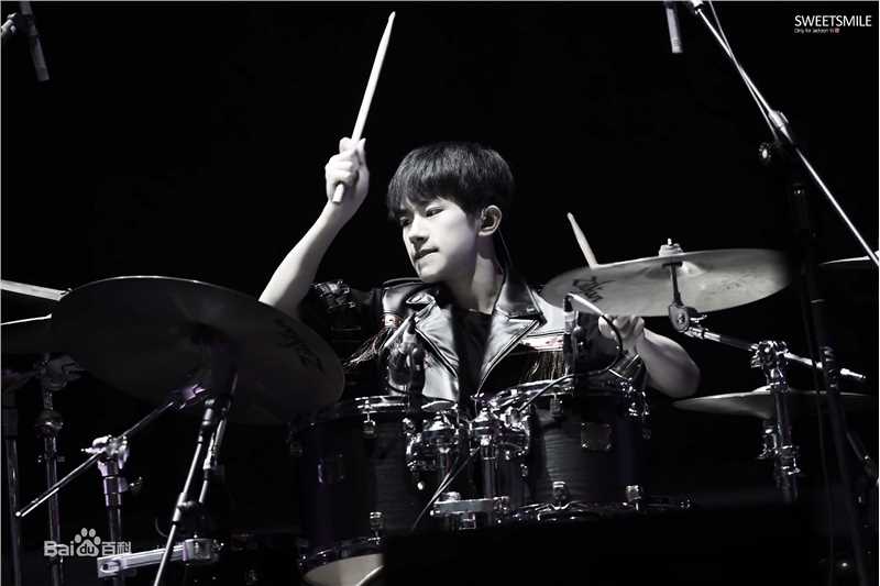 易烊千玺(Jackson)TFBOYS三周年北京见面会图册