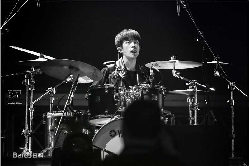 易烊千玺(Jackson)TFBOYS三周年北京见面会图册