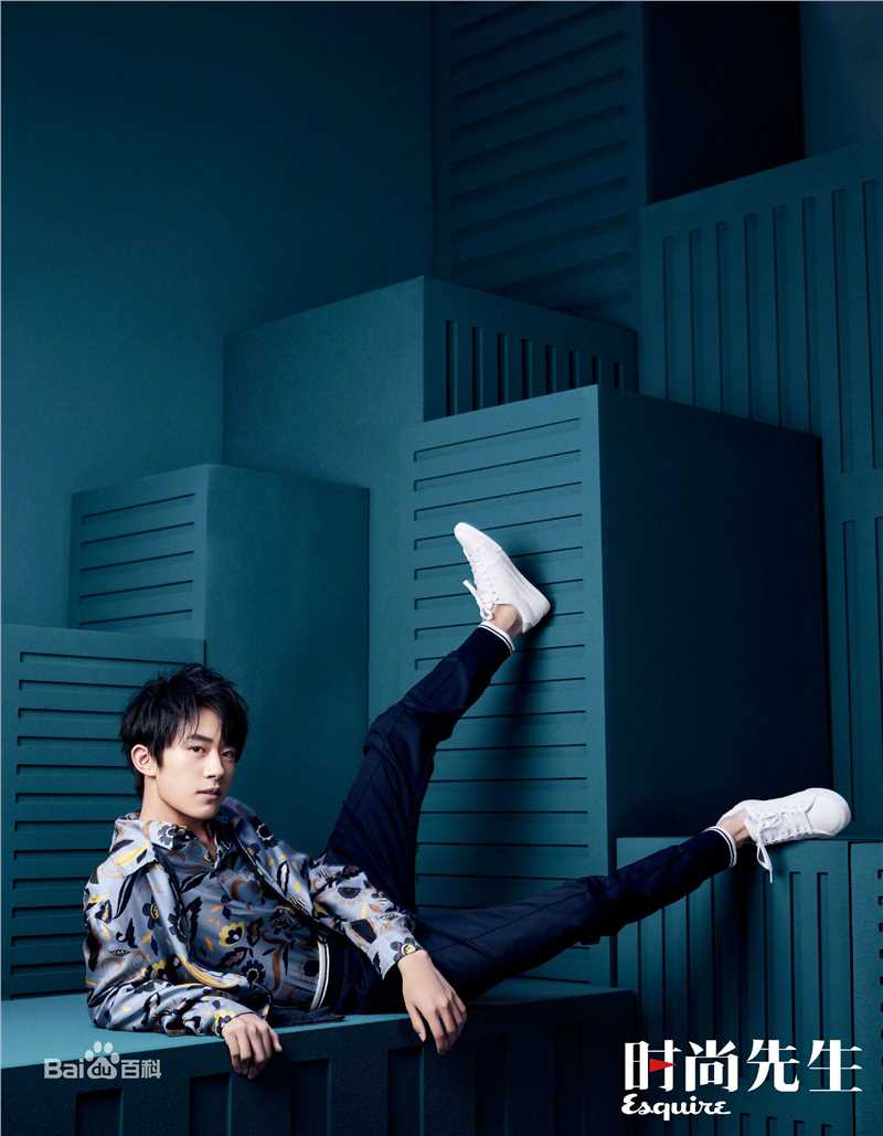 易烊千玺(Jackson)在《YOHO!潮流志》等中的