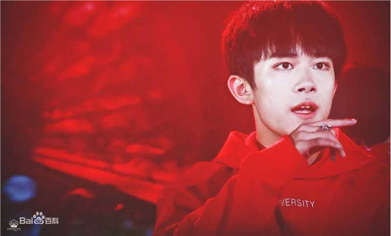 易烊千玺(Jackson)十六岁生日会壁纸壁纸