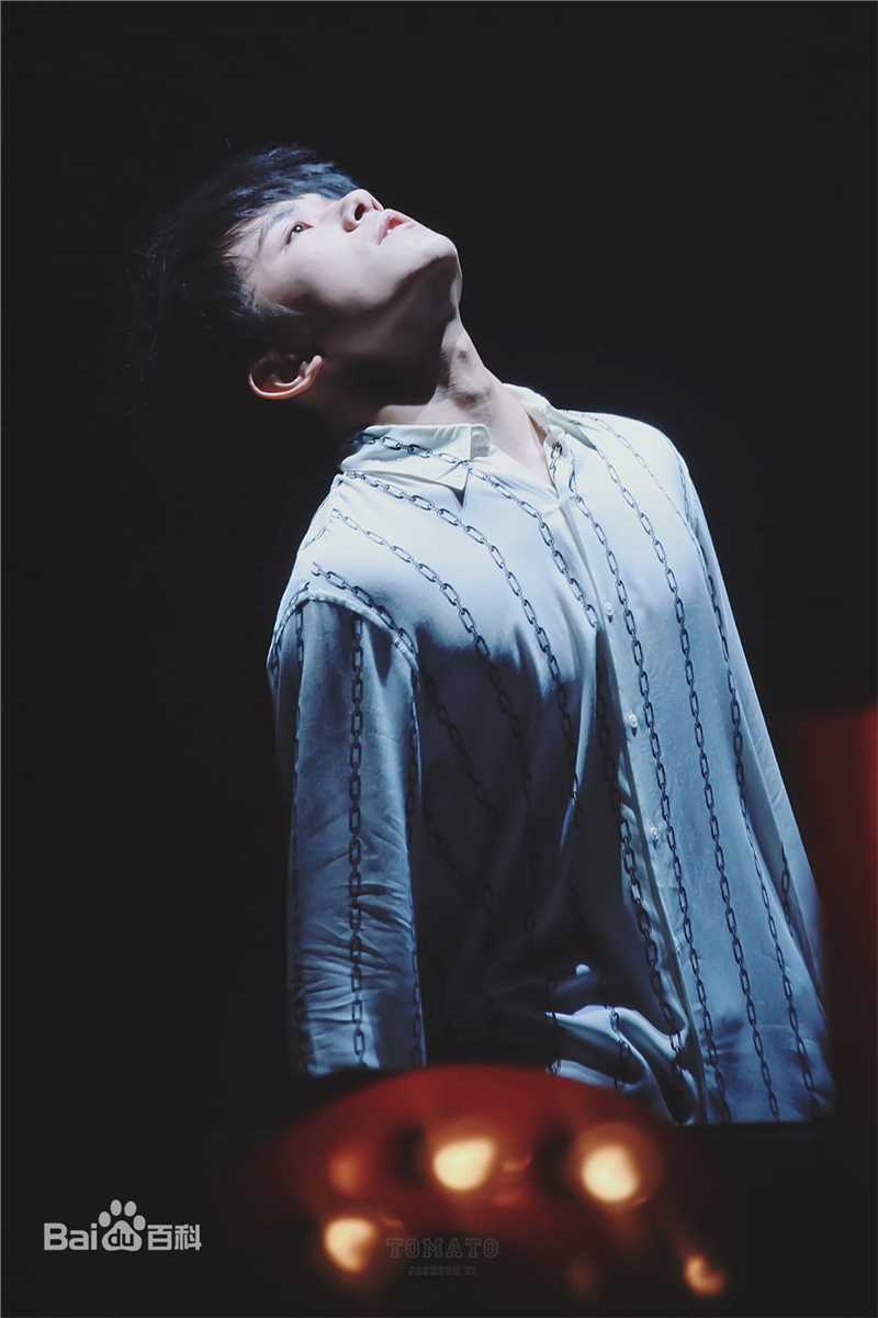 易烊千玺(Jackson)十六岁生日会壁纸壁纸