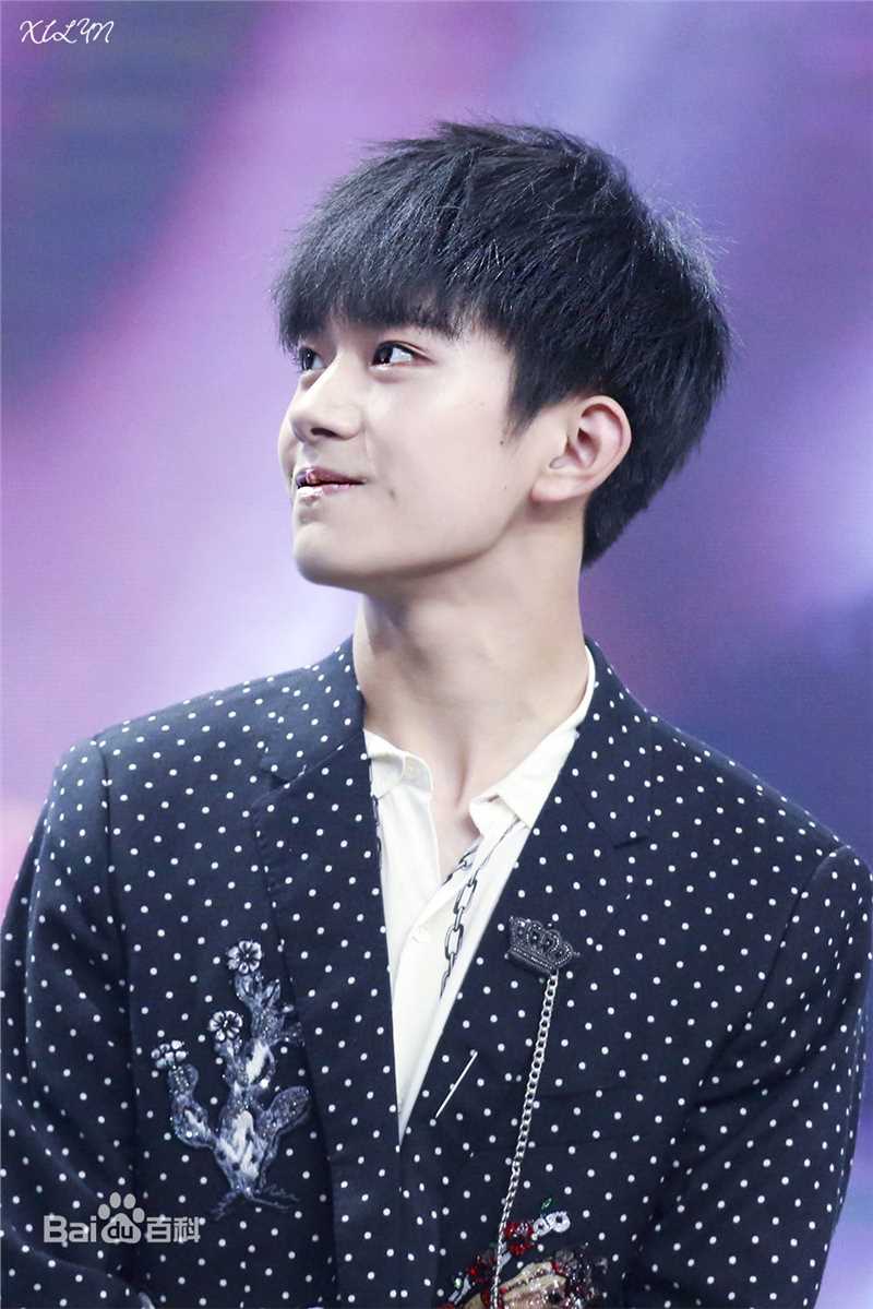 易烊千玺(Jackson)十六岁生日会壁纸壁纸