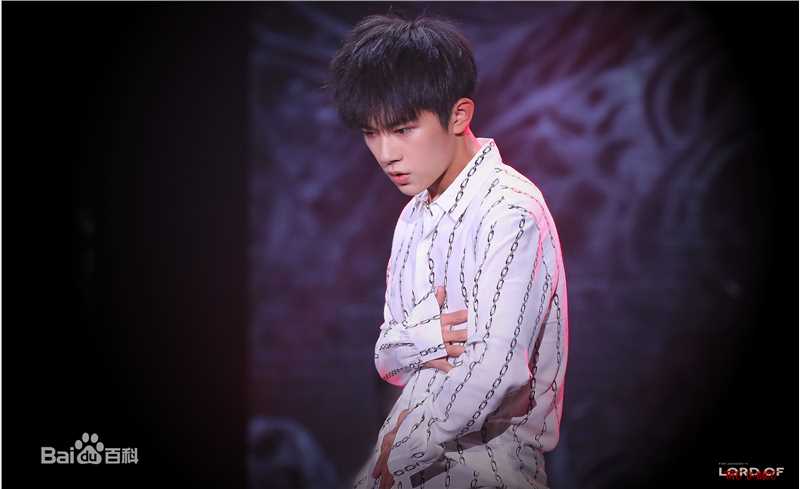 易烊千玺(Jackson)十六岁生日会壁纸壁纸