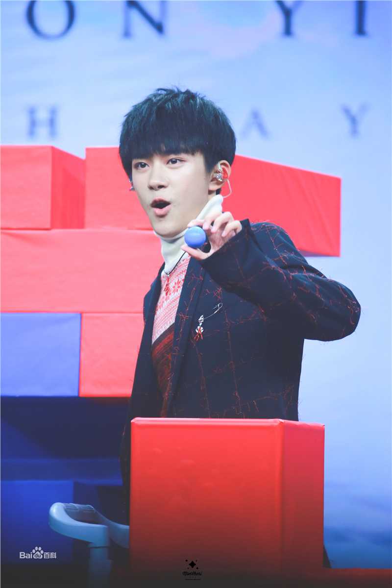 易烊千玺(Jackson)十六岁生日会壁纸壁纸