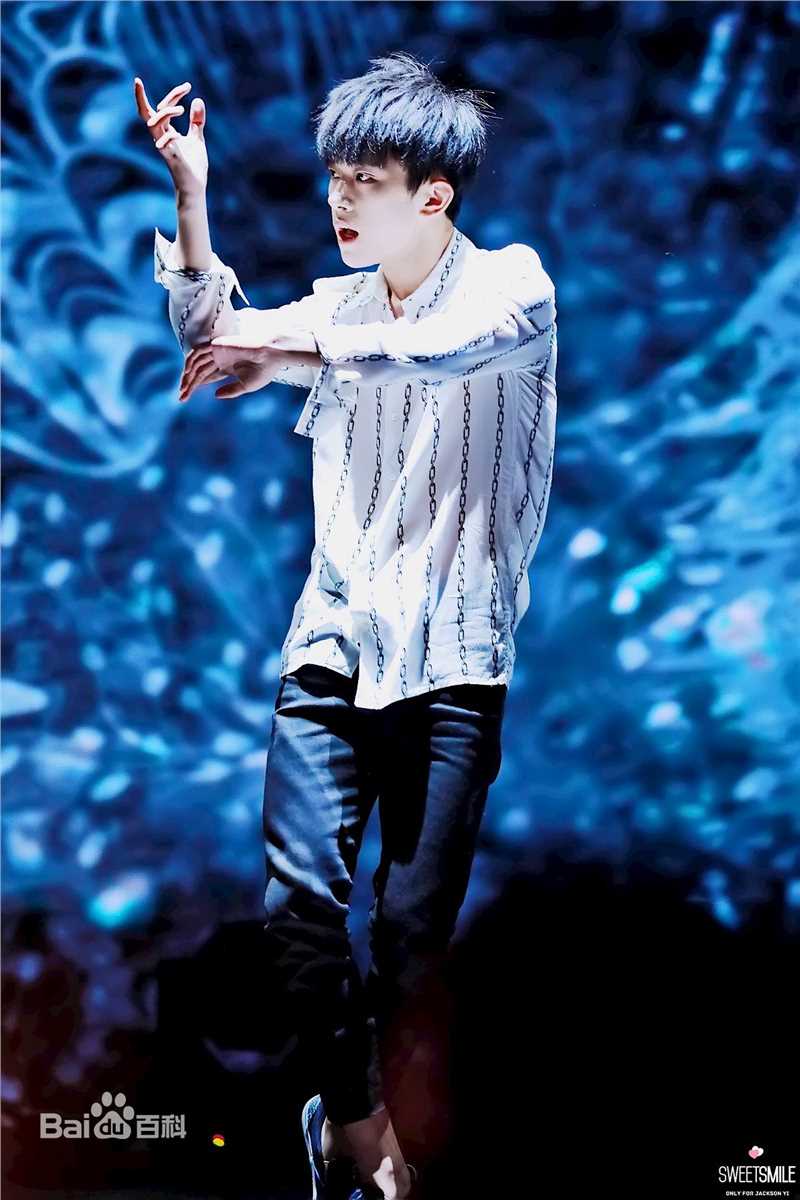 易烊千玺(Jackson)十六岁生日会壁纸壁纸