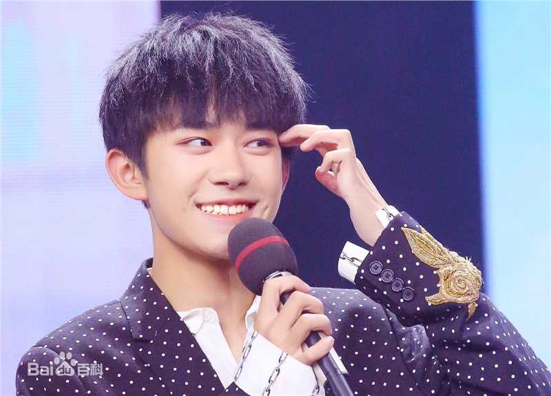 易烊千玺(Jackson)十六岁生日会壁纸壁纸