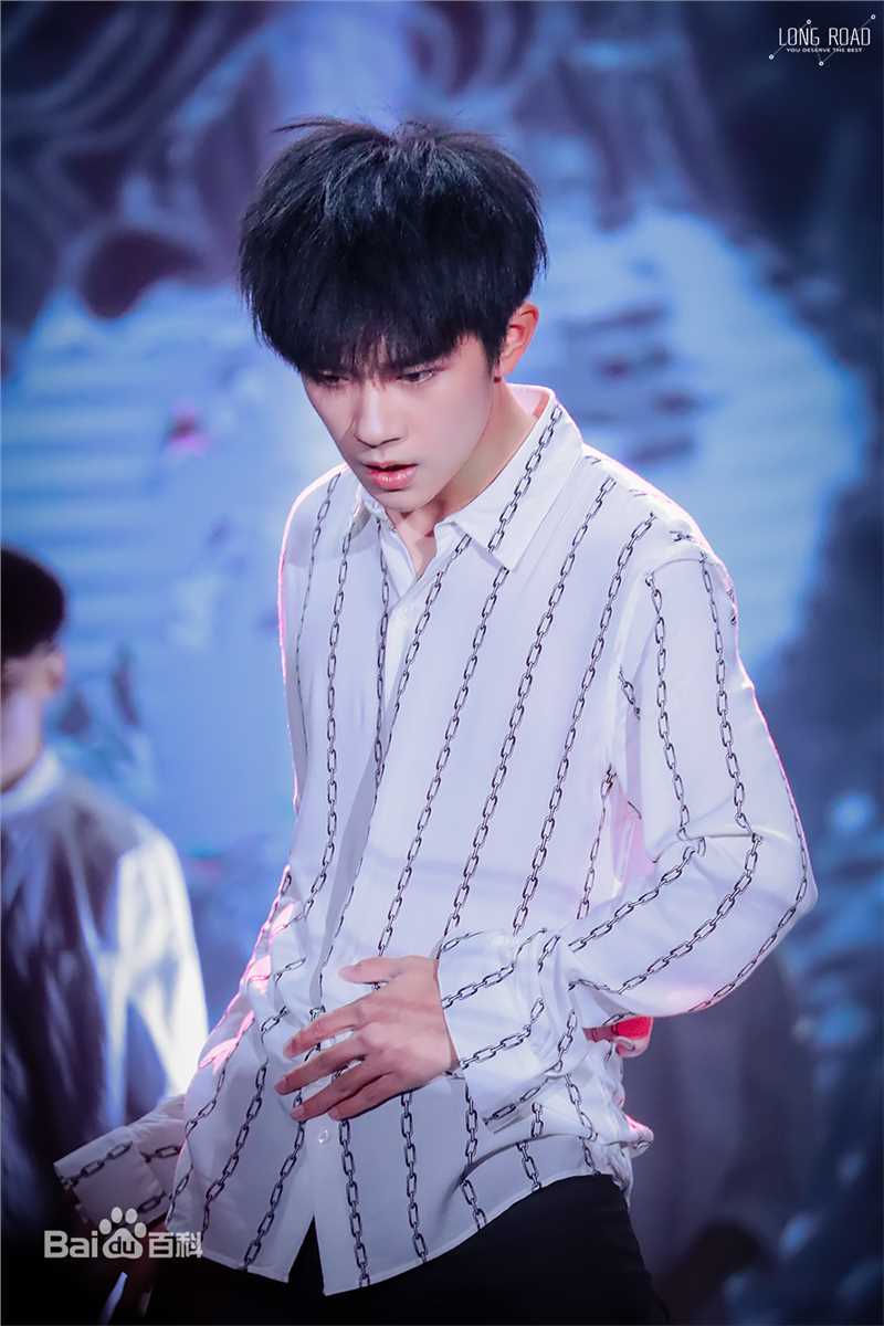 易烊千玺(Jackson)十六岁生日会壁纸壁纸