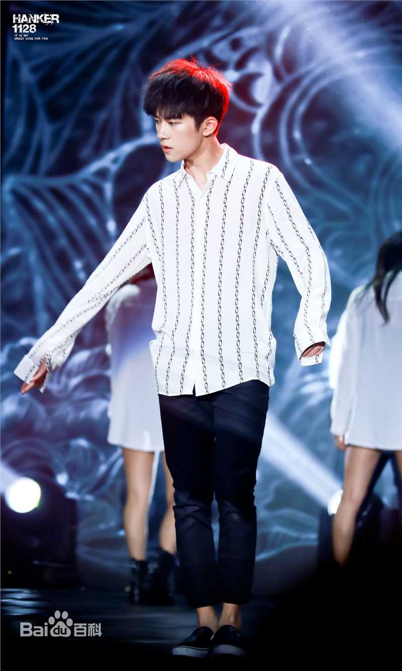 易烊千玺(Jackson)十六岁生日会壁纸壁纸