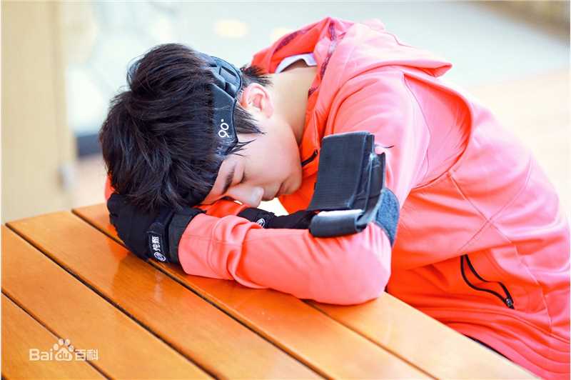 易烊千玺(Jackson)全员加速王夺冠历程性感图片图集