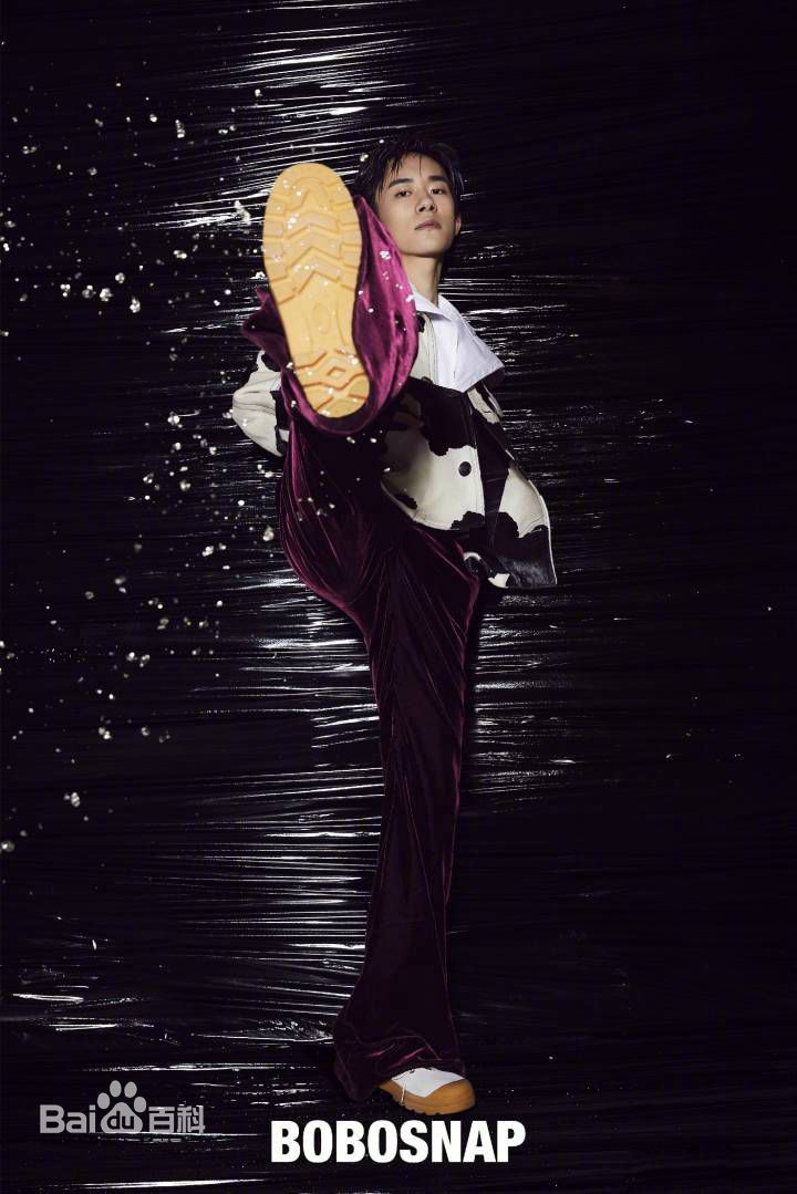 易烊千玺(Jackson)最全街拍壁纸