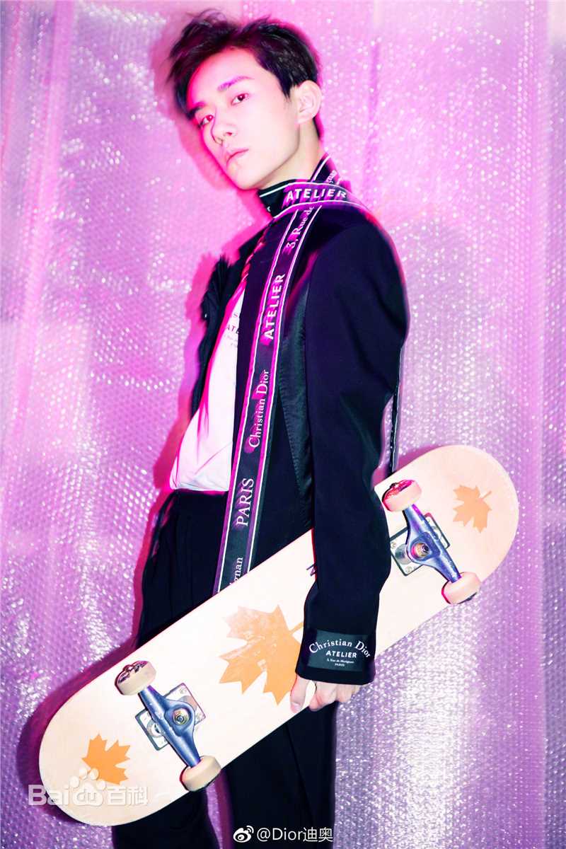 易烊千玺(Jackson)最全街拍壁纸