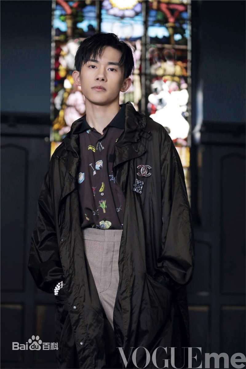 易烊千玺(Jackson)最全街拍壁纸