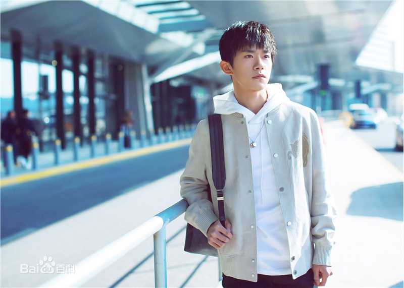 易烊千玺(Jackson)最全街拍壁纸