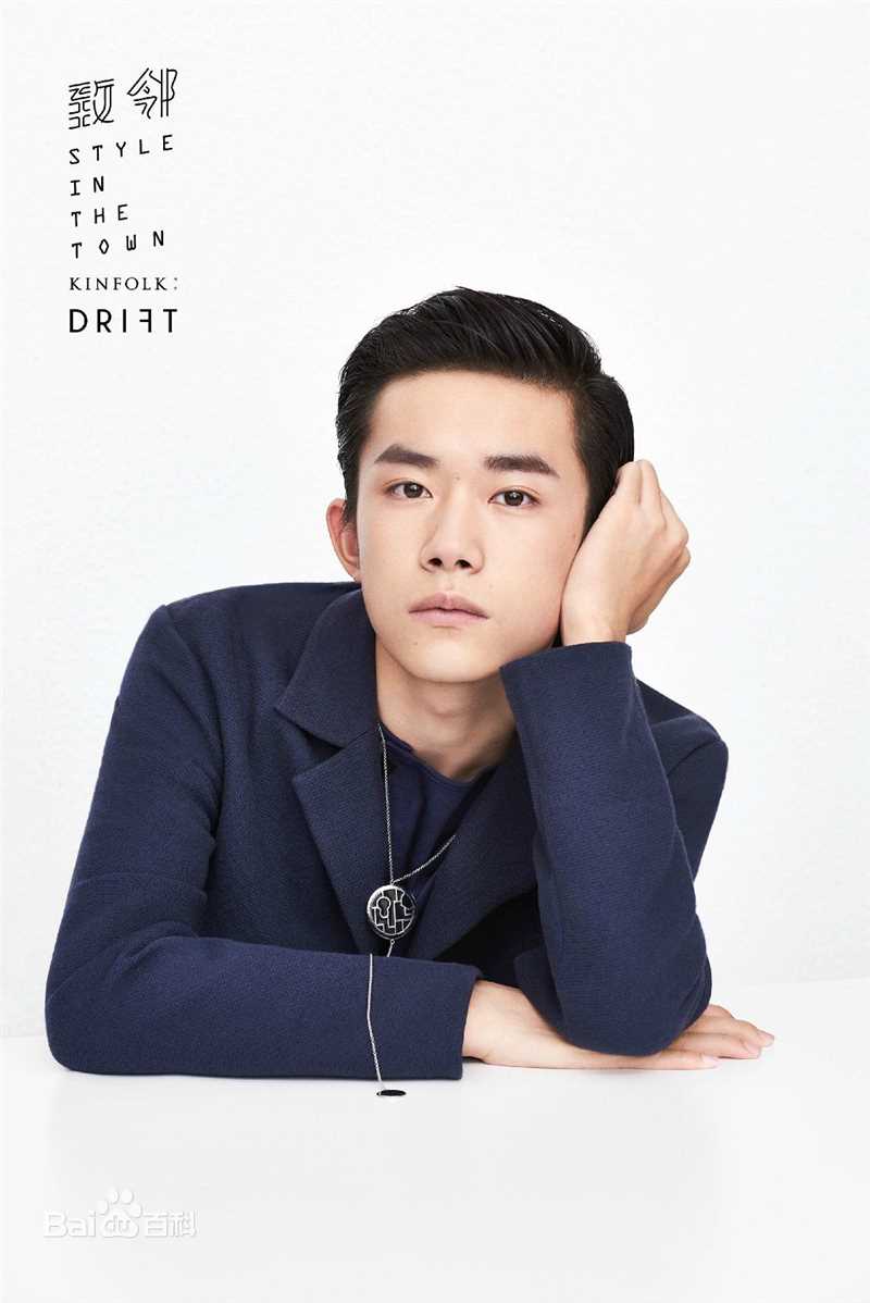 精选易烊千玺(Jackson)在《KINFOLK》中的图册