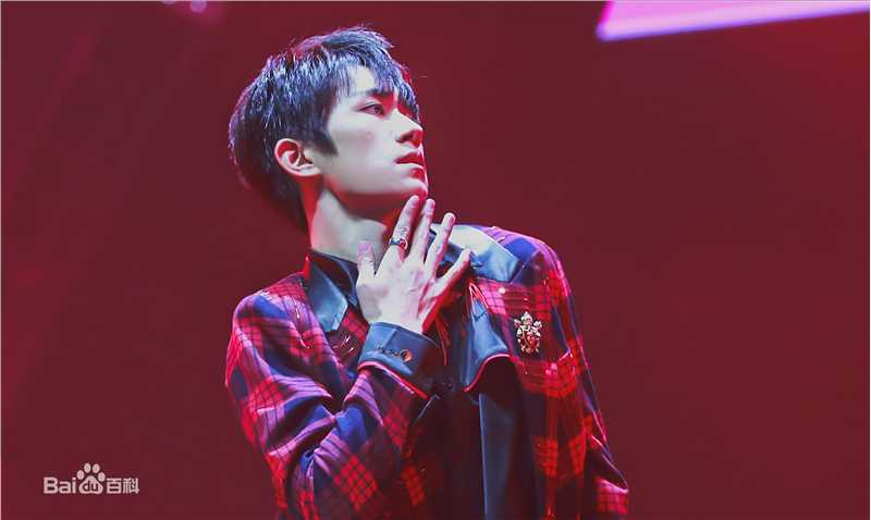 易烊千玺(Jackson)四周年舞蹈乐器图集性感图片图集