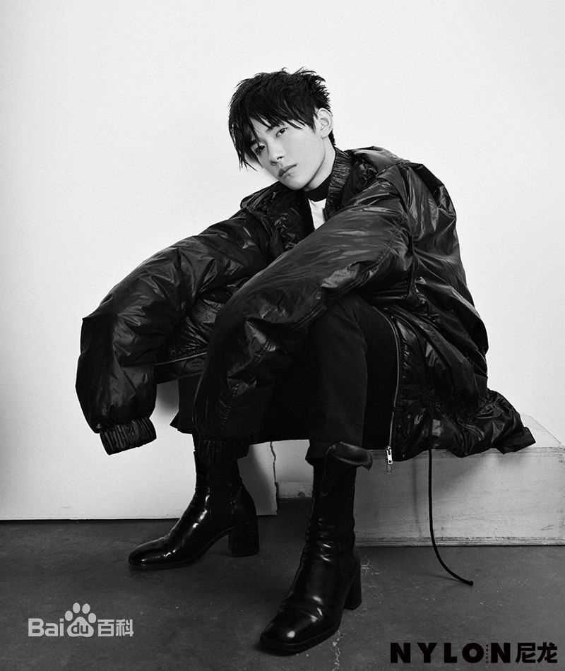最新易烊千玺(Jackson)在《NYLON》中的壁纸