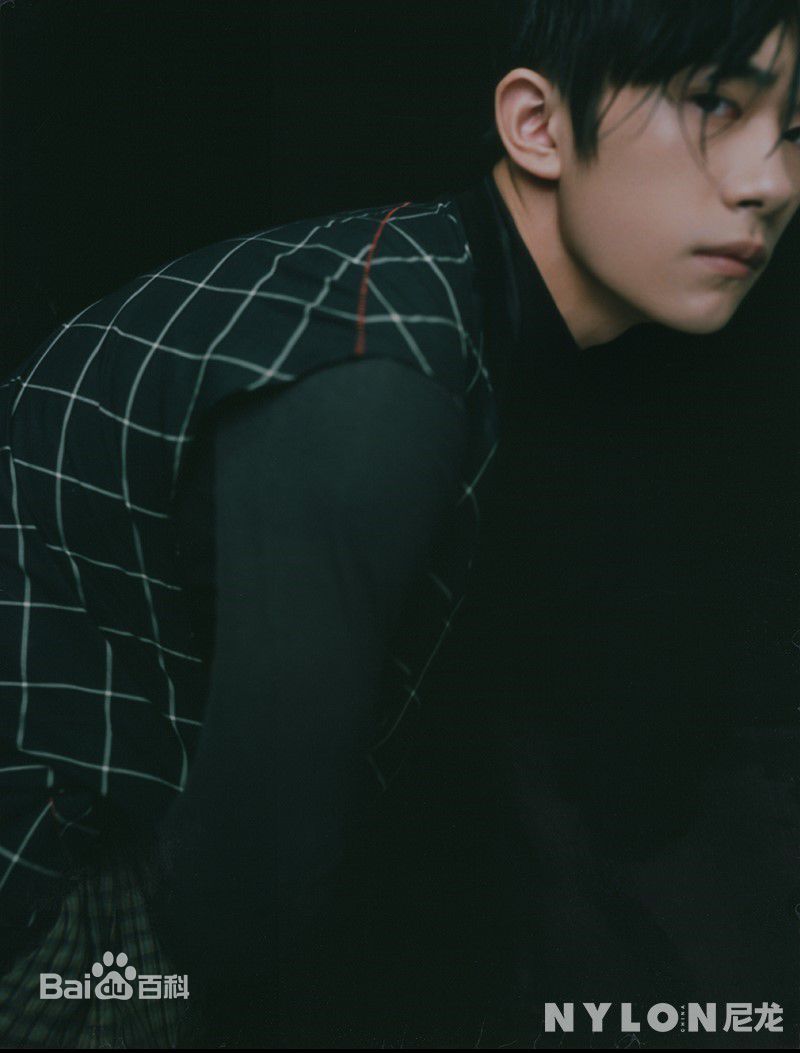 最新易烊千玺(Jackson)在《NYLON》中的壁纸