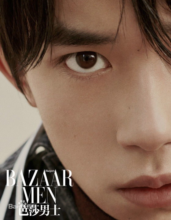 高清易烊千玺(Jackson)在《芭莎男士》中的图集