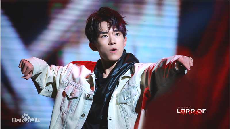 易烊千玺(Jackson)逢凉野性十七岁生日会素颜照相册