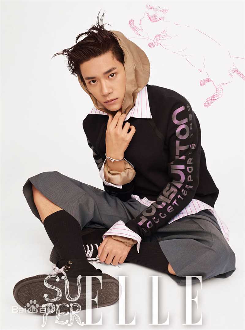 高清易烊千玺(Jackson)在《SuperELLE》中的图集