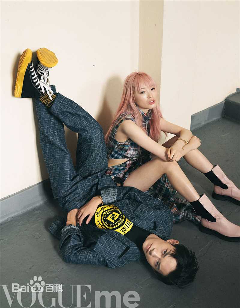 精选易烊千玺(Jackson)在《VogueMe》中的图册