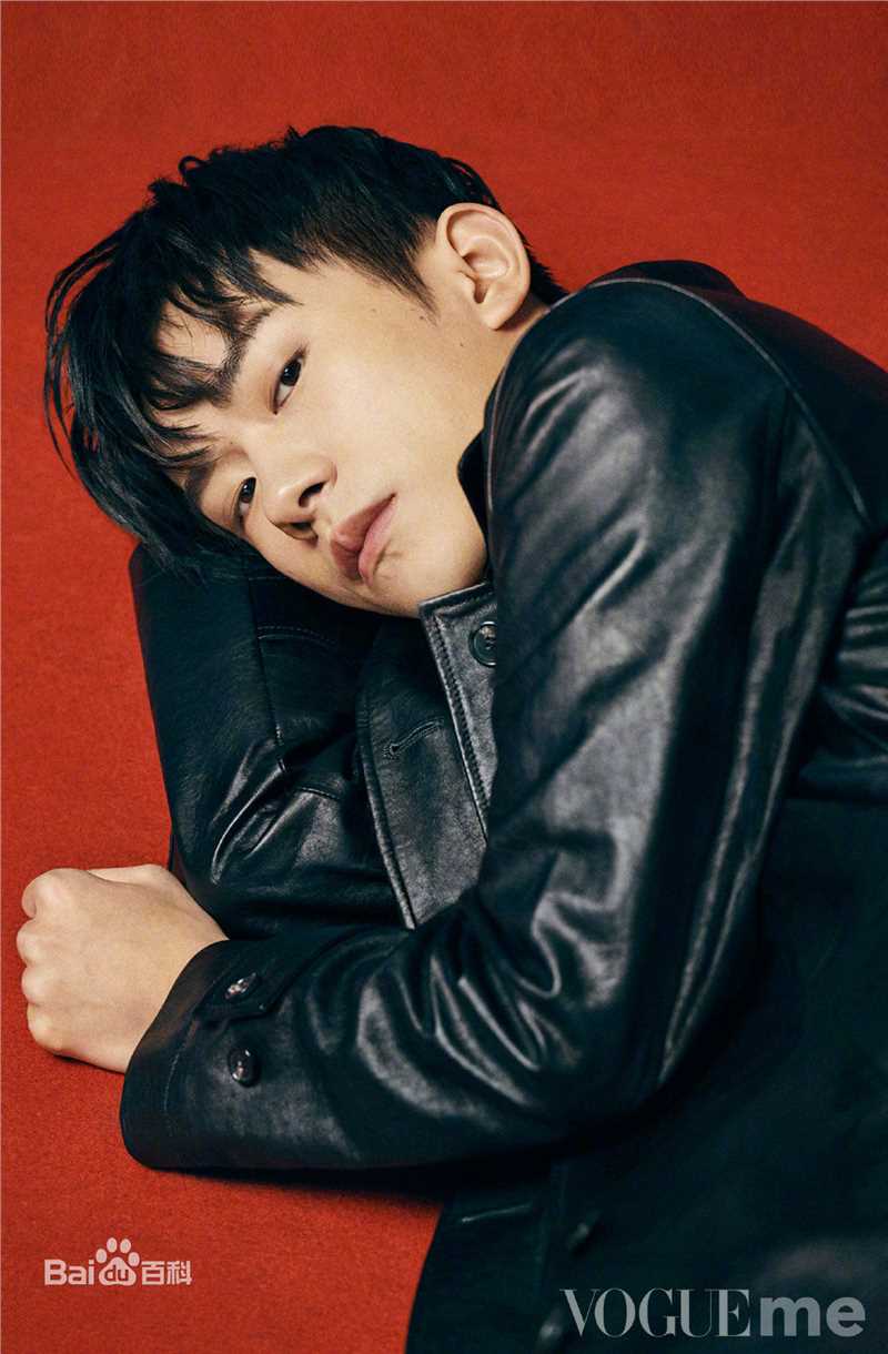 精选易烊千玺(Jackson)在《VogueMe》中的图册