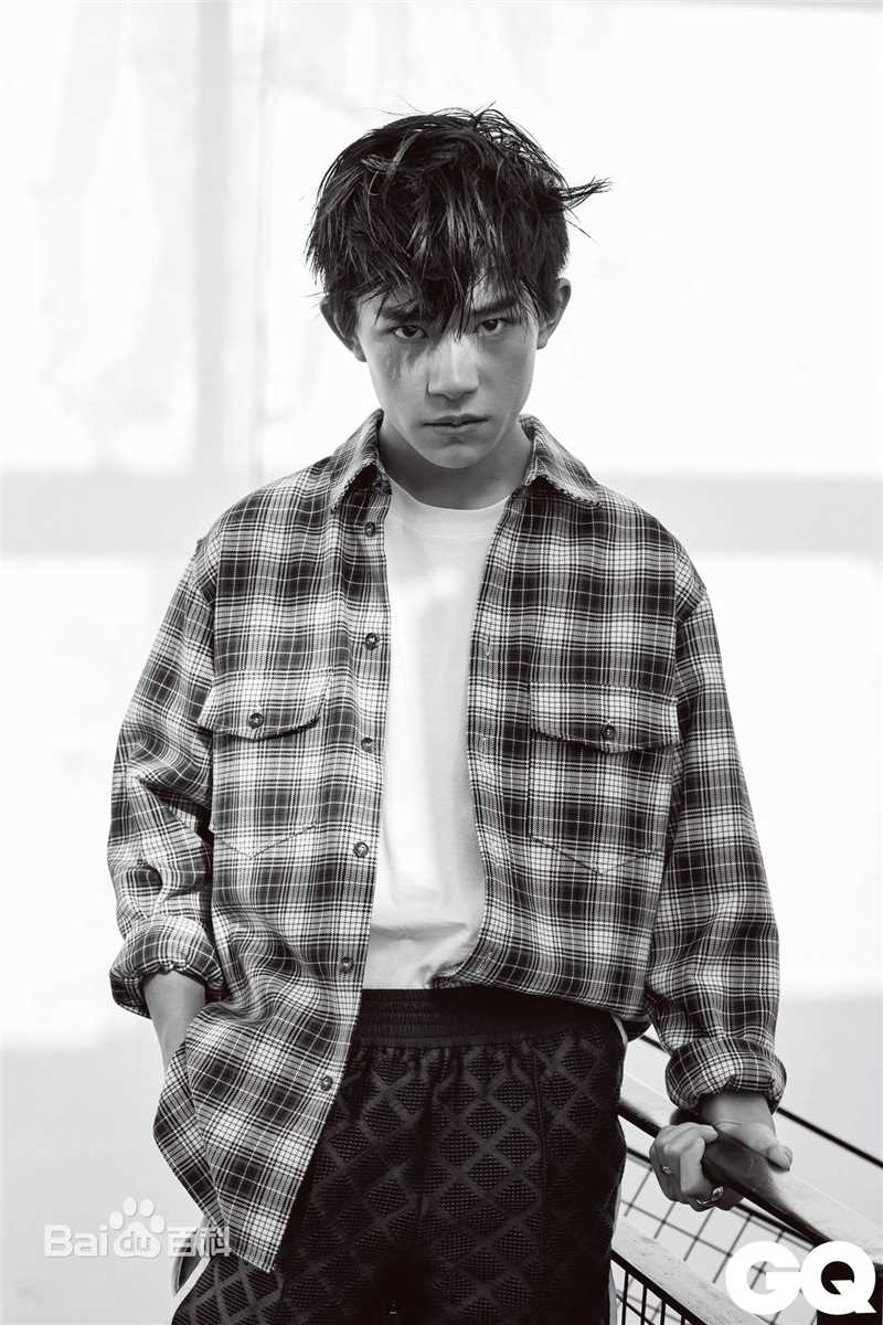 精选易烊千玺(Jackson)在《智族GQ》中的图册